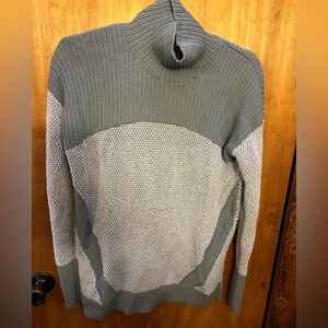 Lululemon Gray Sweater, Womens Size 10